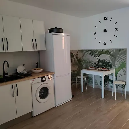 El Cedro Apartment